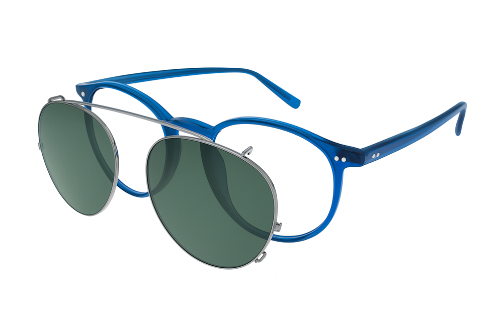 Normale Brillenfassung und Clip-On Sonnebrille auf deren Vorderseite